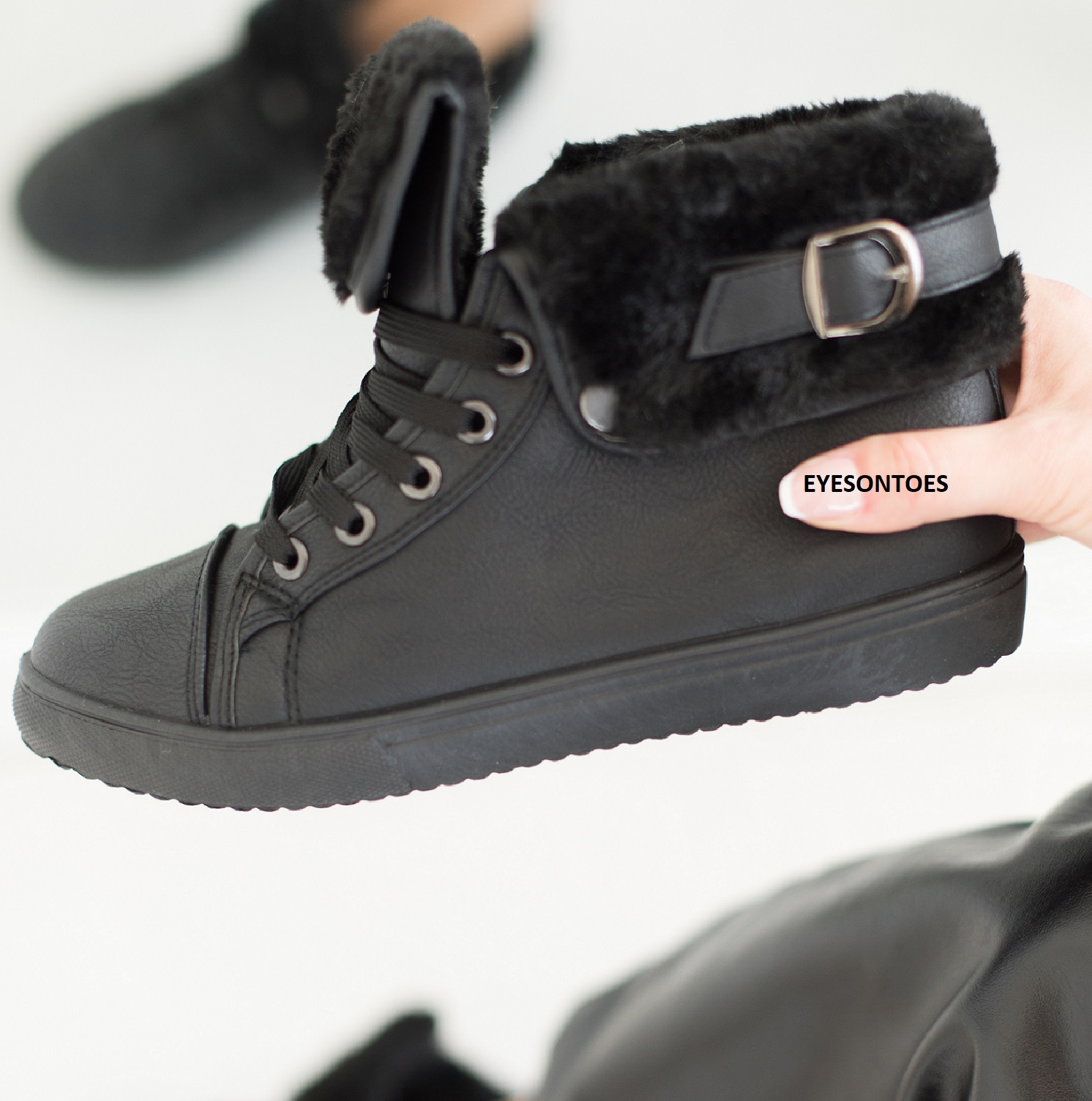 black winter trainers womens